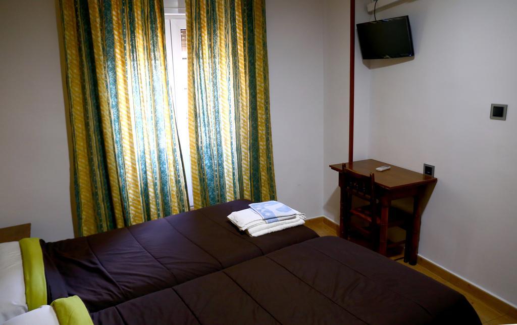 Hostal Muralla Plasencia Zewnętrze zdjęcie